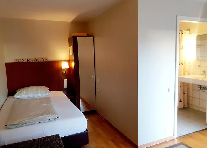 Faehrhaus Gmbh * Woltersdorf (Brandenburg)