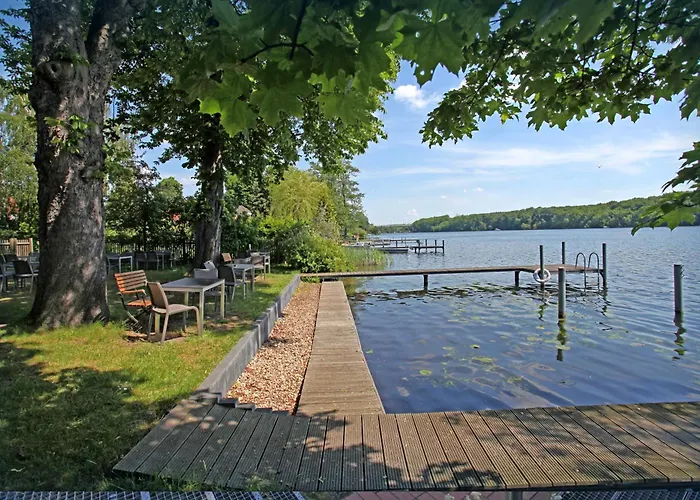 Faehrhaus Gmbh Hotel *